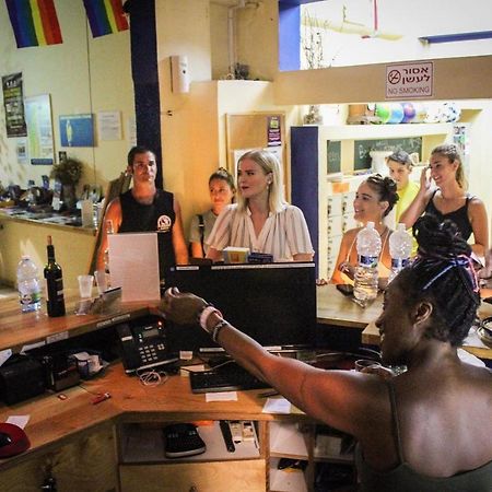 Hayarkon Hostel Tel Aviv Buitenkant foto