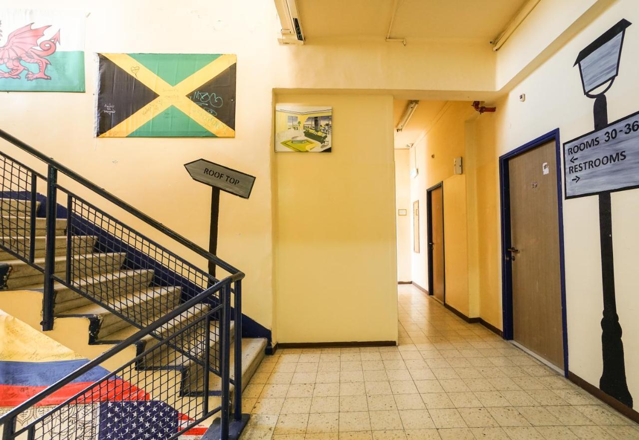 Hayarkon Hostel Tel Aviv Buitenkant foto