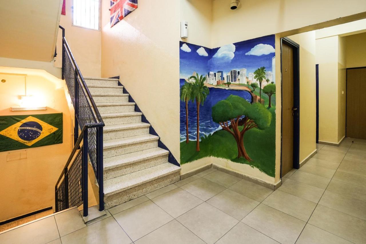Hayarkon Hostel Tel Aviv Buitenkant foto