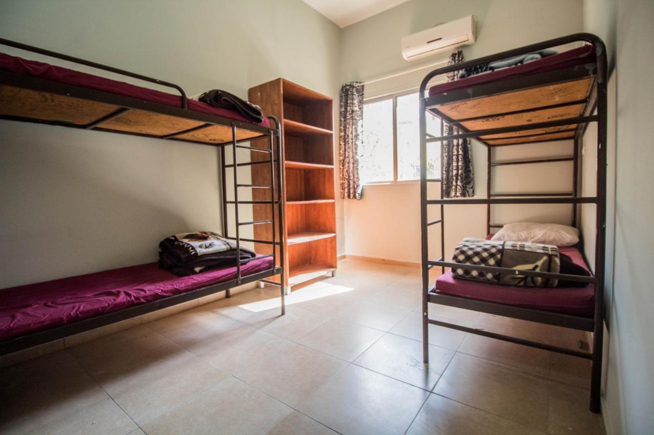 Hayarkon Hostel Tel Aviv Buitenkant foto
