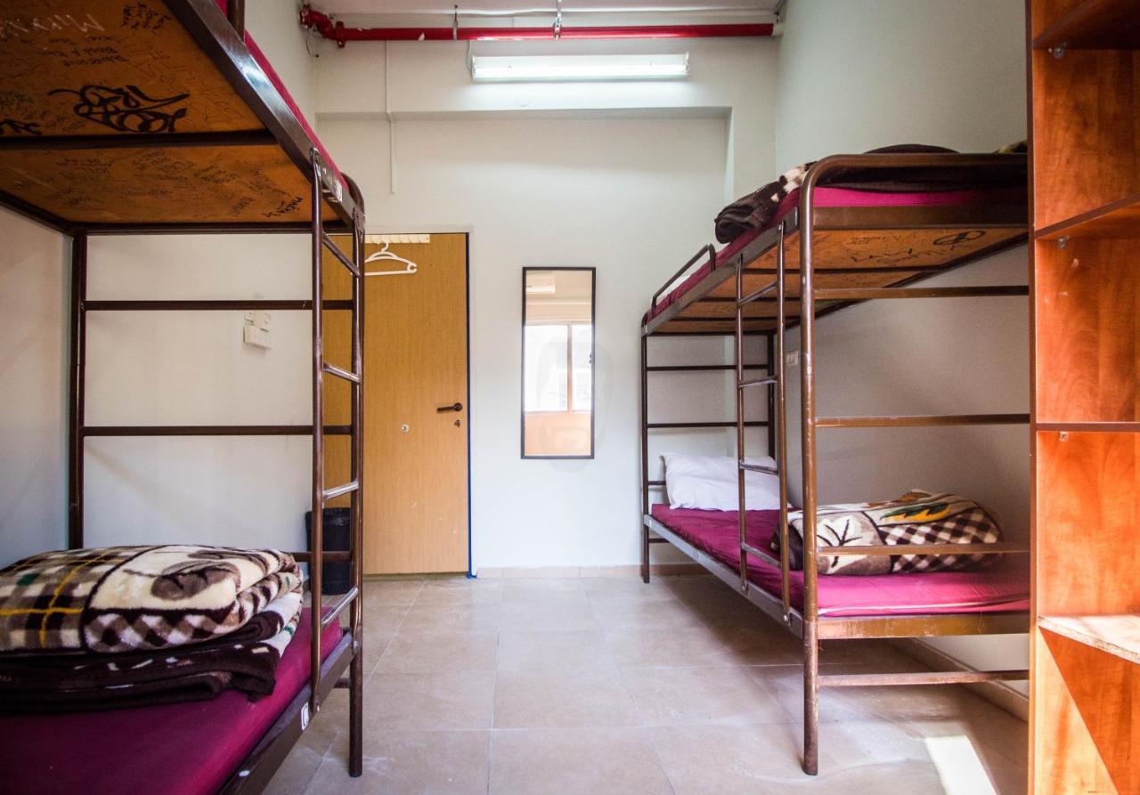 Hayarkon Hostel Tel Aviv Buitenkant foto