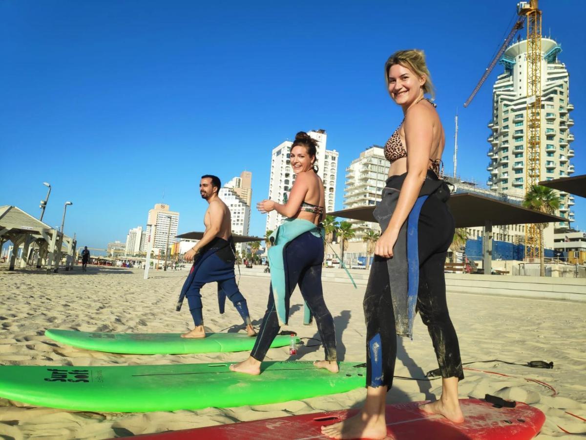 Hayarkon Hostel Tel Aviv Buitenkant foto