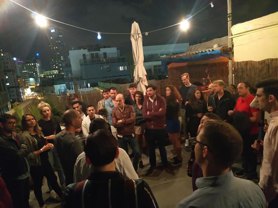 Hayarkon Hostel Tel Aviv Buitenkant foto